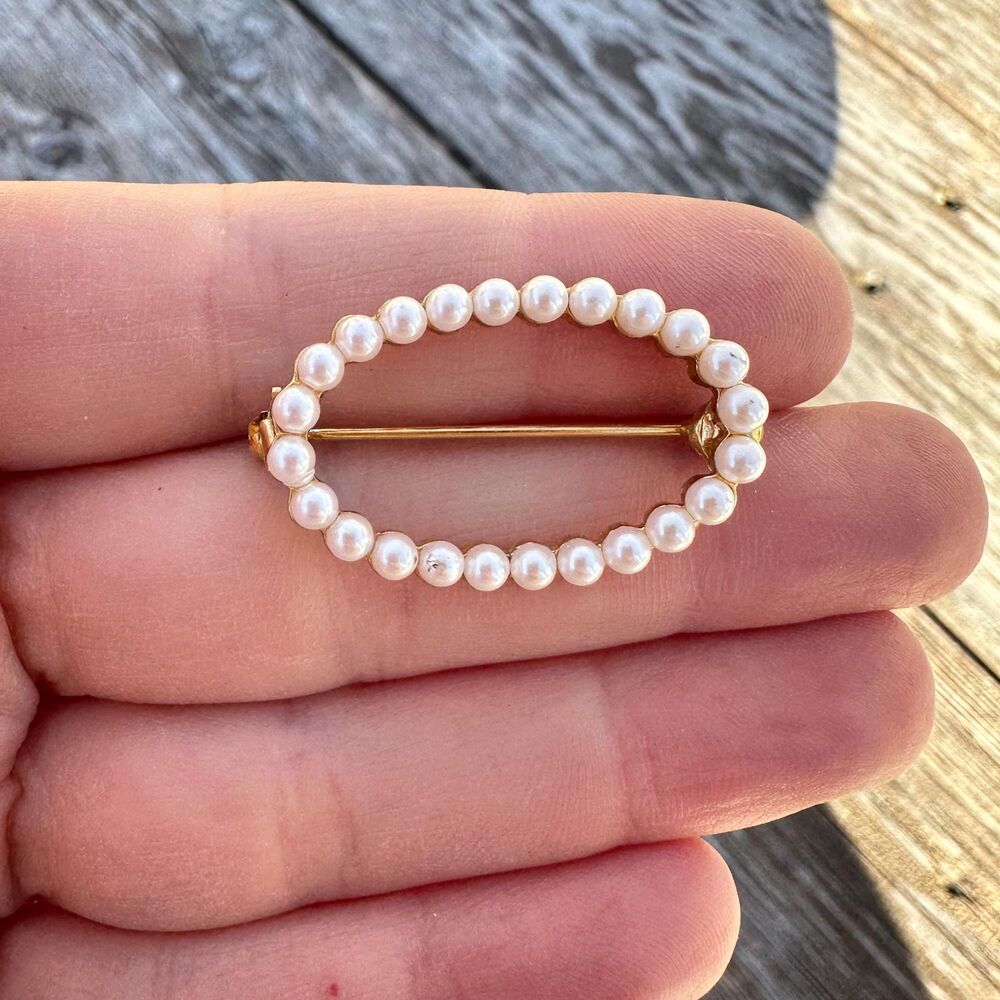 Vintage Faux Pearl Brooch, Gold Tone Oval Pin